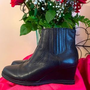 Ellen Tracy Wedge Ankle Boot